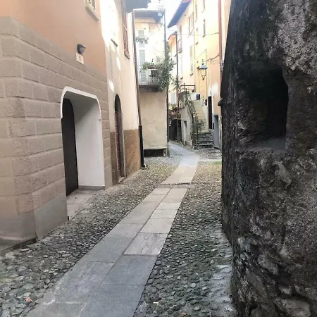 Casa Con Splendida Vista Sul Lago Di Como, Con Patio E Balconi Lejlighed