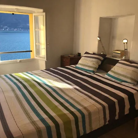 Lejlighed Casa Con Splendida Vista Sul Lago Di Como, Con Patio E Balconi