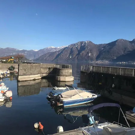 Casa Con Splendida Vista Sul Lago Di Como, Con Patio E Balconi Sala Comacina