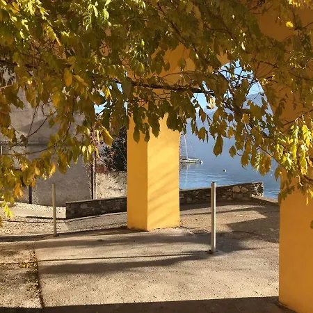Casa Con Splendida Vista Sul Lago Di Como, Con Patio E Balconi Lejlighed *
